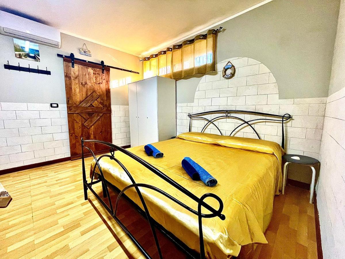 Monolocale Deluxe A 2,7 Km Dal Mare Per 2 Persone Διαμέρισμα Siderno Εξωτερικό φωτογραφία